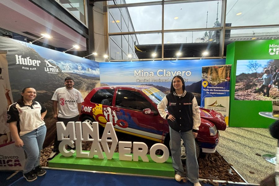 Mina Clavero en la FIT, siempre junto al rally.